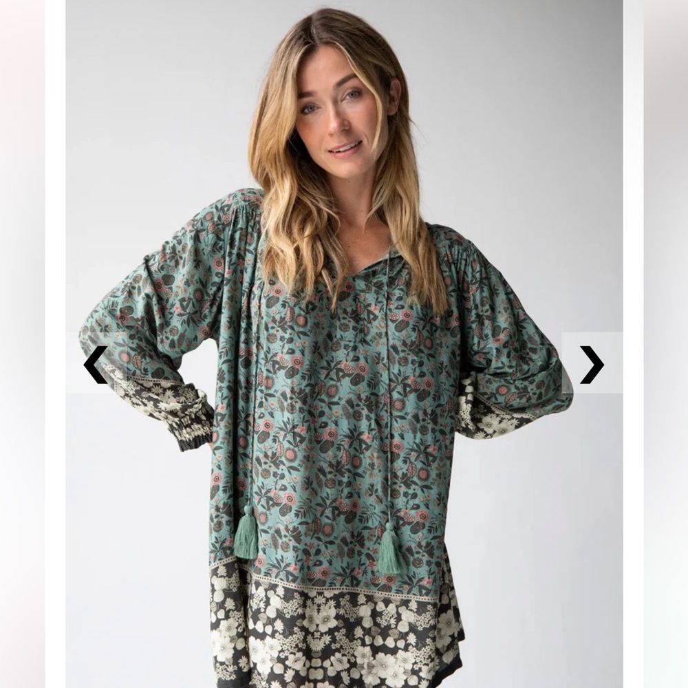 Natural Life Dara V-Neck Tunic Dress Sage & Black Floral Border pattern XS